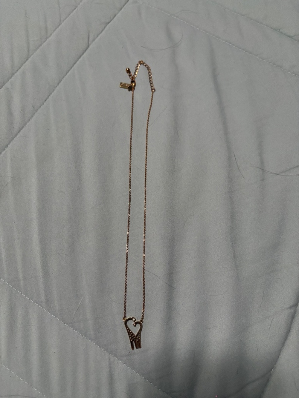Kate Spade ‘Mom Knows Best’ Gold Giraffe Necklace